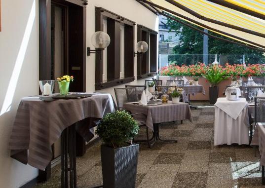 Hotel Kuehler Krug Фрайбург Экстерьер фото